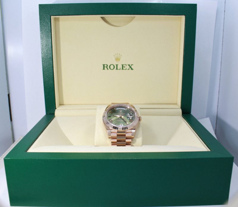 Rolex Oyster Perpetual Day-Date 40mm 228235 Olive Green Rose Gold Watch - Image 2